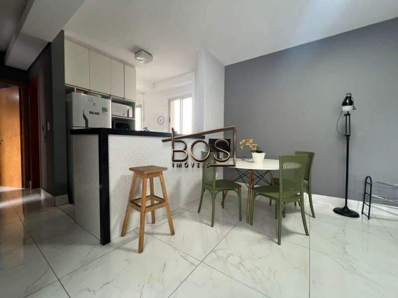 Apartamento, Centro, 2 Quartos, 2 Vagas, 1 Suíte