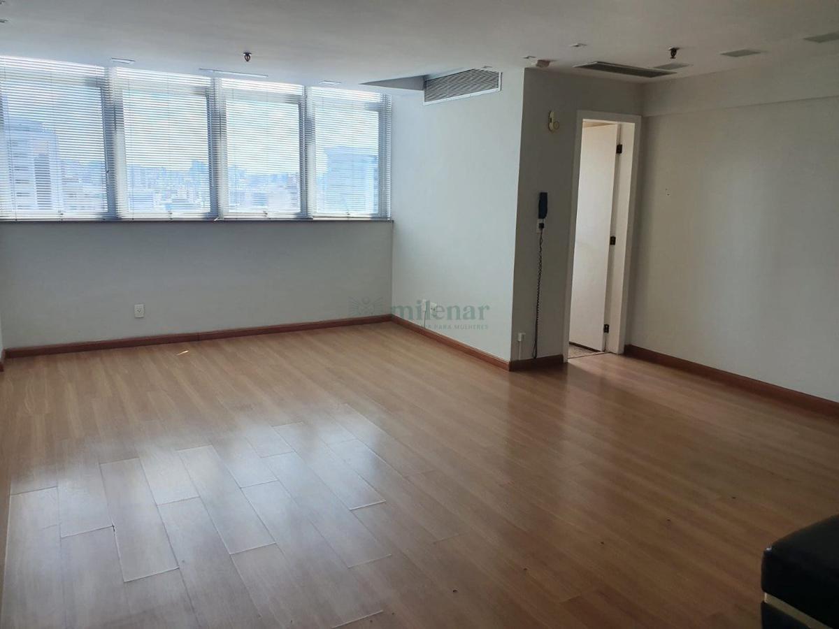 Galpão, Funcionários, 0 Quarto, 0 Vaga