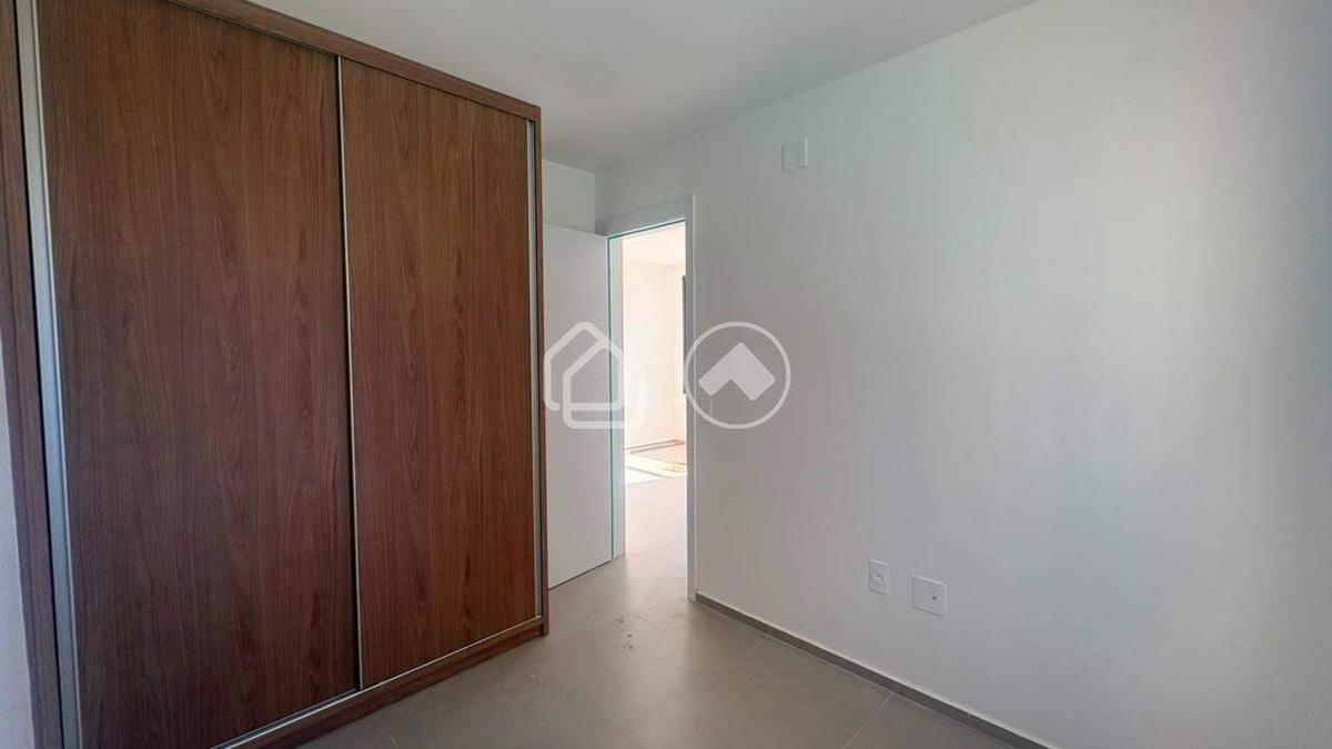 Apartamento, Estoril, 2 Quartos, 1 Vaga, 1 Suíte