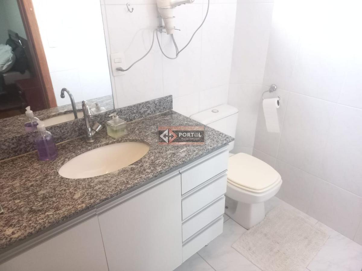 Casa, Itapoã, 3 Quartos, 4 Vagas, 1 Suíte