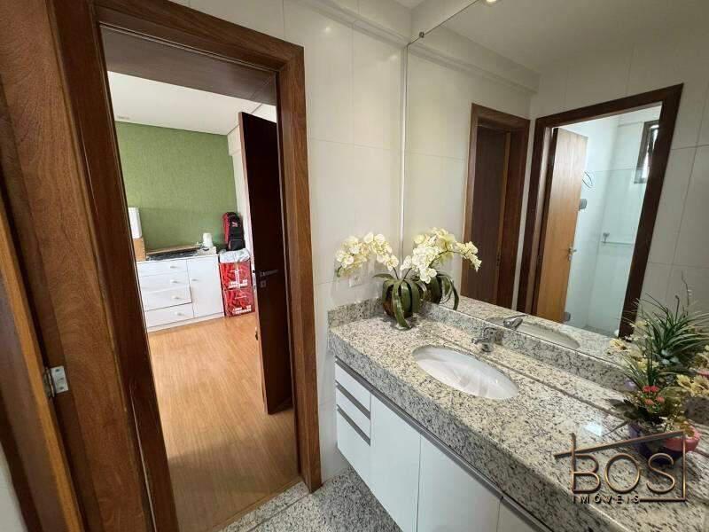 Apartamento, Sion, 4 Quartos, 3 Vagas, 3 Suítes
