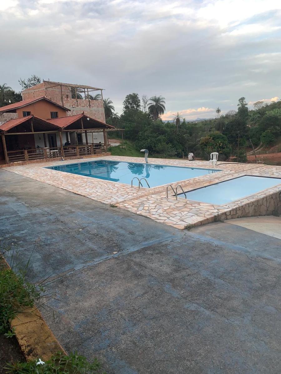 Fazenda, Ravena, 4 Quartos, 10 Vagas, 2 Suítes