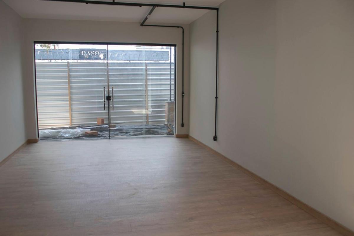 Casa Comercial, Colégio Batista, 5 Quartos, 3 Vagas