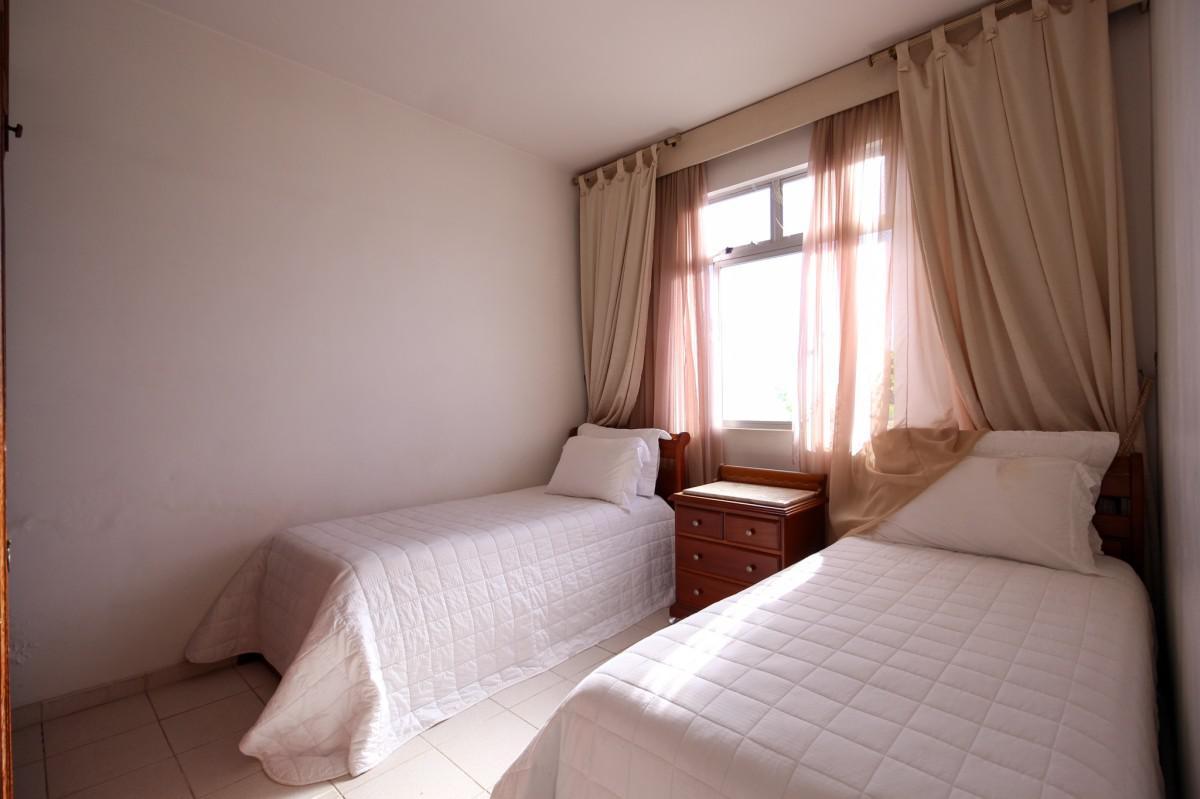 Casa, Vila Clóris, 4 Quartos, 3 Vagas, 1 Suíte