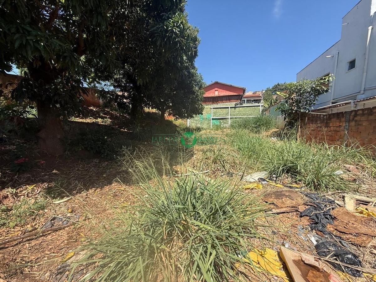 Lote, Universitário, 0 Quarto, 0 Vaga
