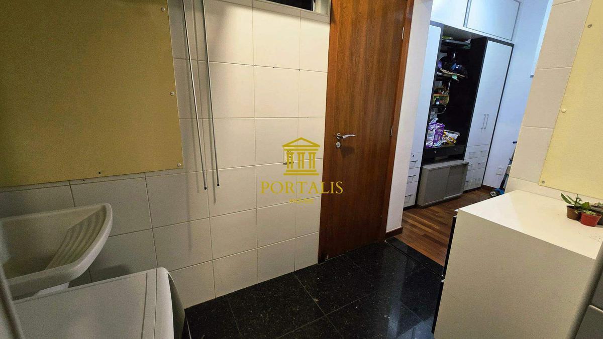 Apartamento, Santo Agostinho, 4 Quartos, 3 Vagas, 1 Suíte