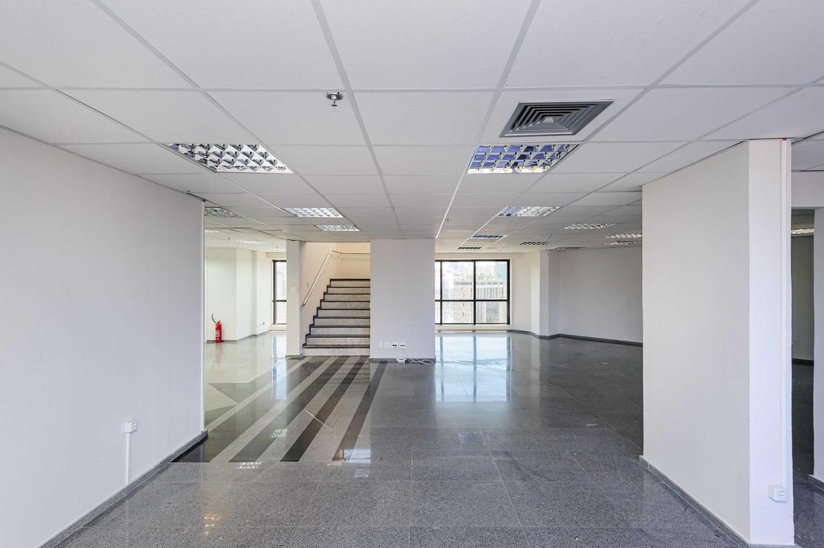 Sala, Funcionários, 0 Quarto, 5 Vagas
