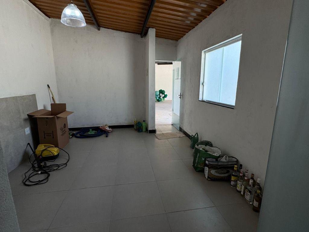 Casa, Paciência, 1 Quarto, 0 Vaga, 1 Suíte