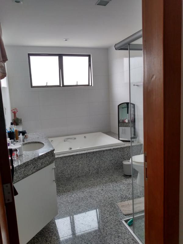 Apartamento, Castelo, 4 Quartos, 4 Vagas, 3 Suítes
