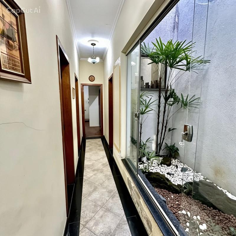 Casa, Castelo, 3 Quartos, 2 Vagas, 1 Suíte