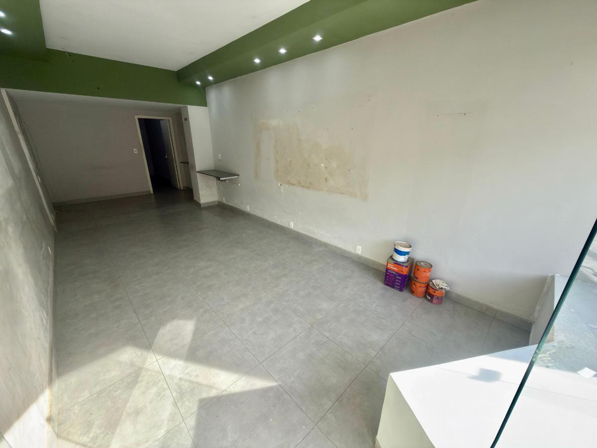 Andar, São José, 0 Quarto, 0 Vaga