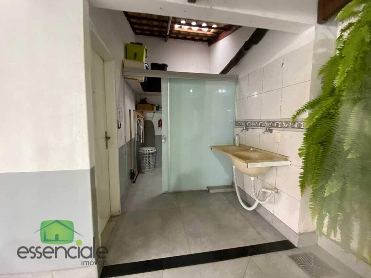 Casa, Europa, 3 Quartos, 4 Vagas, 2 Suítes
