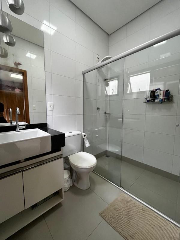 Casa, Bandeirantes (pampulha), 5 Quartos, 8 Vagas, 3 Suítes