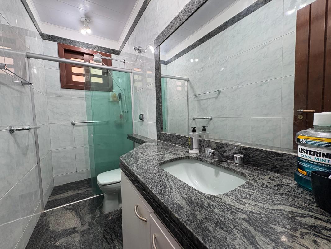 Casa, Paquetá, 4 Quartos, 2 Vagas, 1 Suíte
