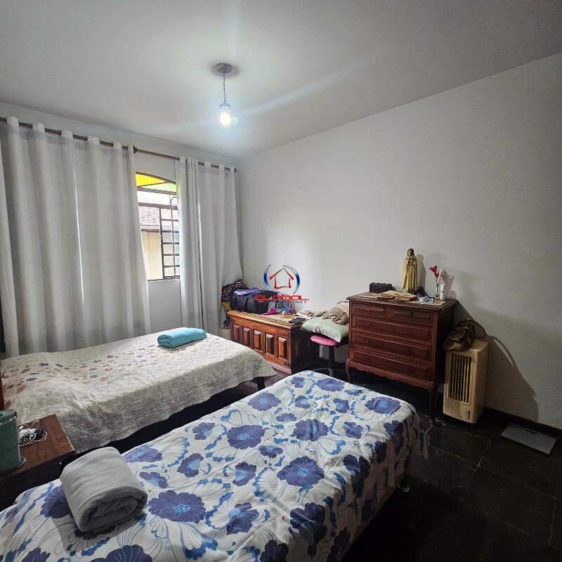 Casa, Ouro Preto, 4 Quartos, 5 Vagas, 1 Suíte