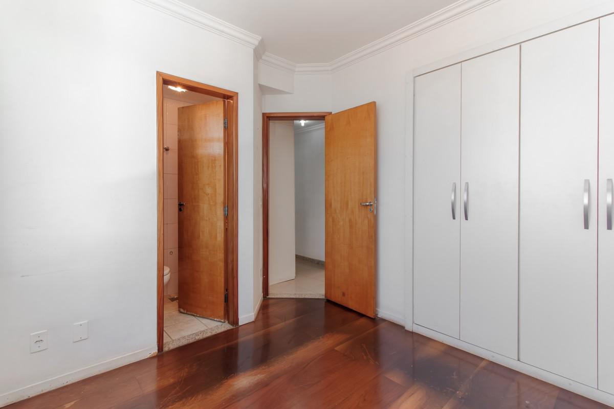 Apartamento, Floresta, 3 Quartos, 2 Vagas, 1 Suíte
