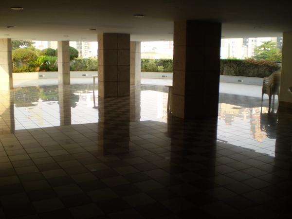 Sala, Funcionários, 1 Vaga