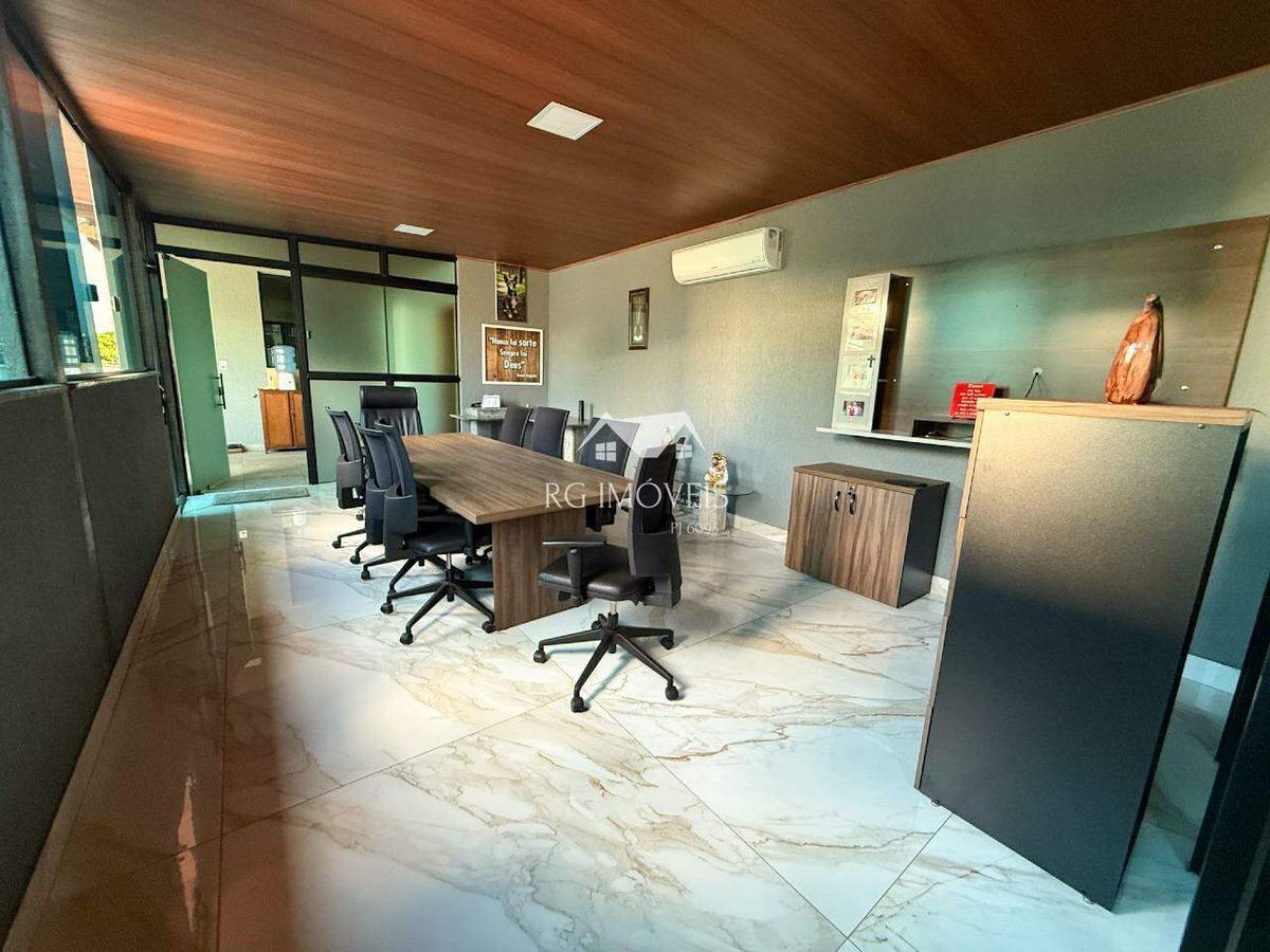 Galpão, Jatobá (barreiro), 0 Quarto, 40 Vagas