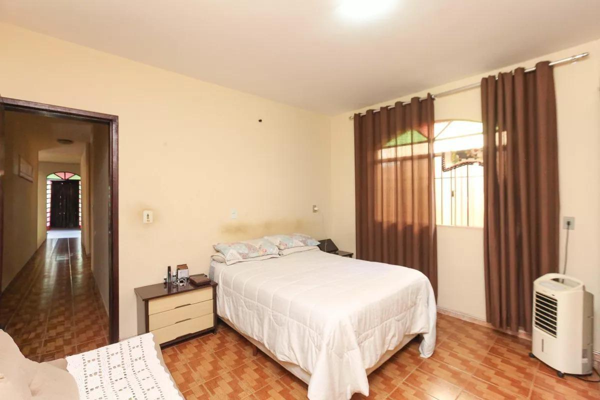 Casa, Tirol (barreiro), 3 Quartos, 1 Vaga, 1 Suíte