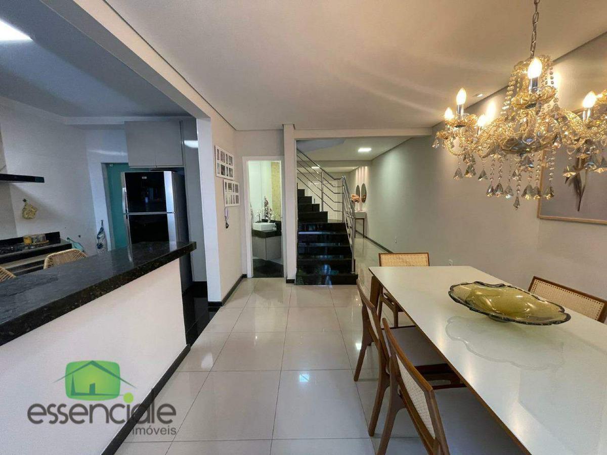 Casa, Europa, 3 Quartos, 3 Vagas, 1 Suíte