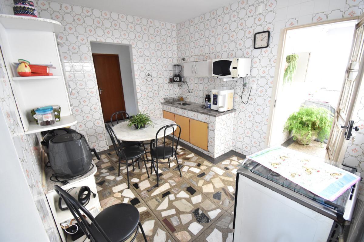 Casa, Itapoã, 3 Quartos, 2 Vagas, 1 Suíte