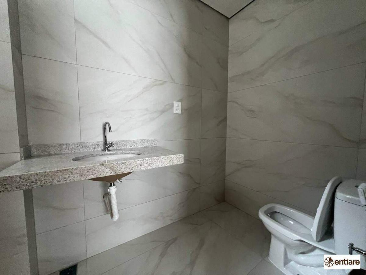 Apartamento, Barreiro, 3 Quartos, 2 Vagas, 1 Suíte