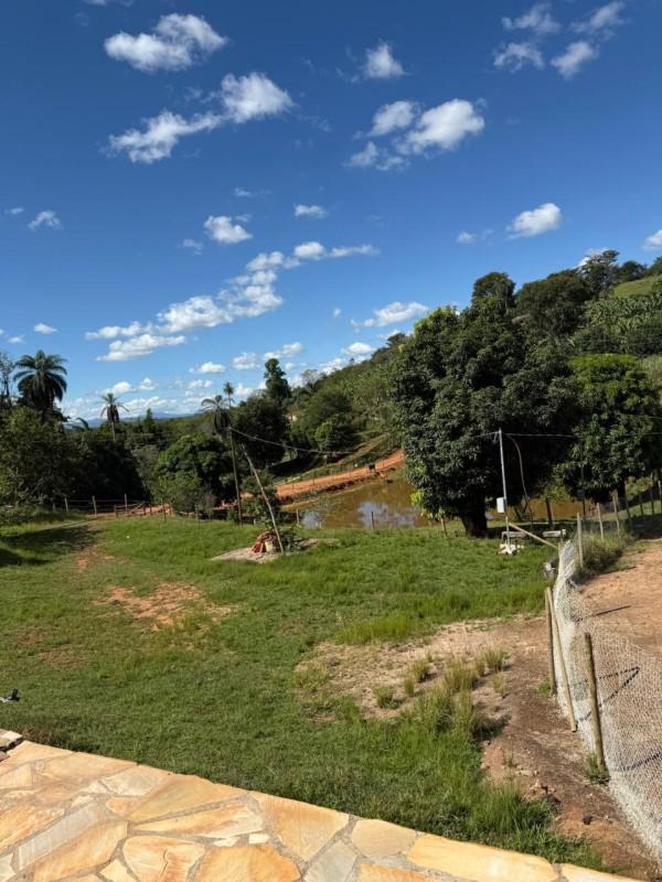 Fazenda, Ravena, 7 Quartos, 6 Vagas, 3 Suítes