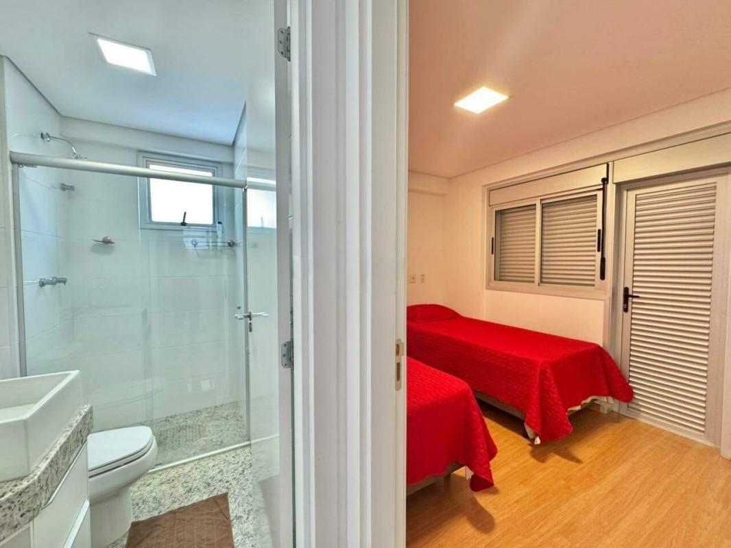 Apartamento, Centro, 2 Quartos, 2 Vagas, 1 Suíte
