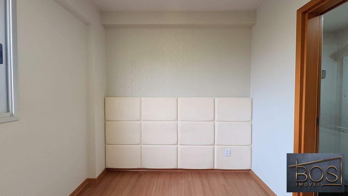 Apartamento, Sagrada Família, 3 Quartos, 2 Vagas, 1 Suíte
