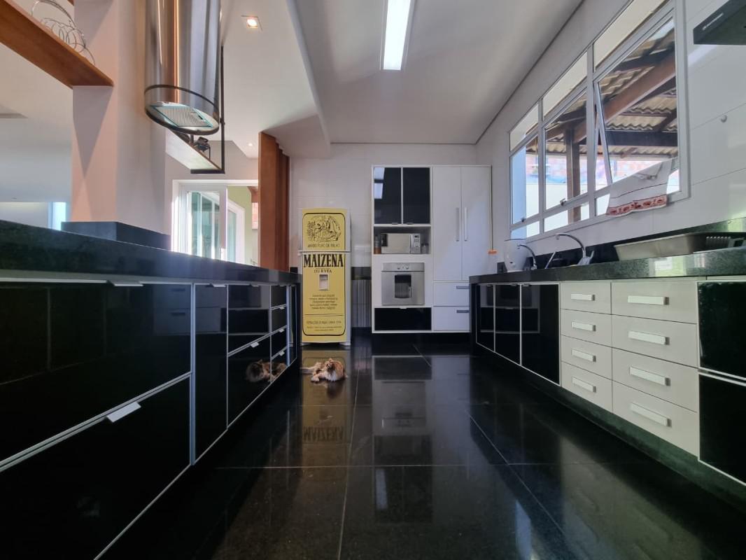 Casa, Jardim Riacho das Pedras, 3 Quartos, 4 Vagas, 1 Suíte