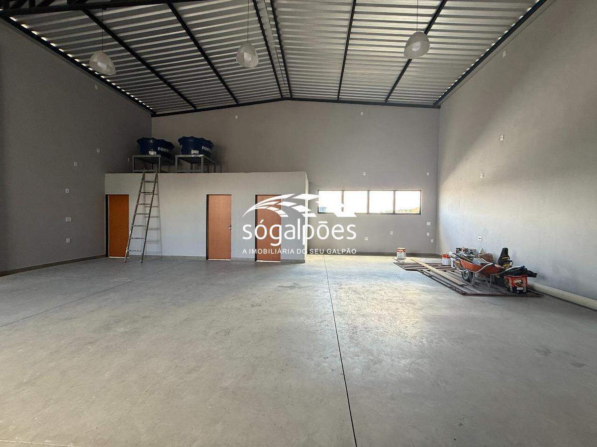 Galpão, Santa Cruz, 5 Vagas