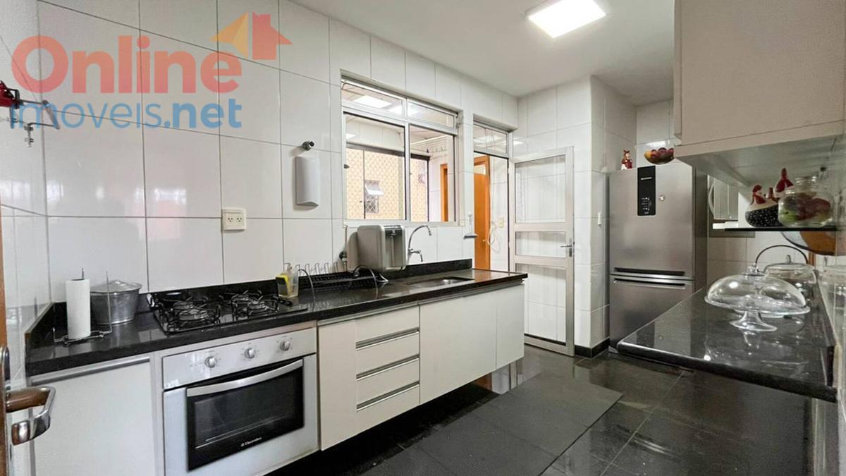 Apartamento, Castelo, 3 Quartos, 0 Vaga, 1 Suíte