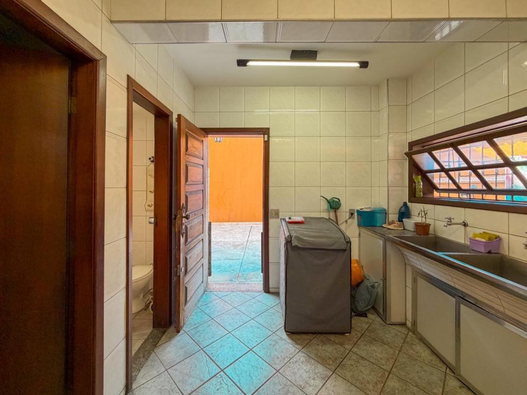 Casa, Alto dos Pinheiros, 4 Quartos, 4 Vagas, 1 Suíte