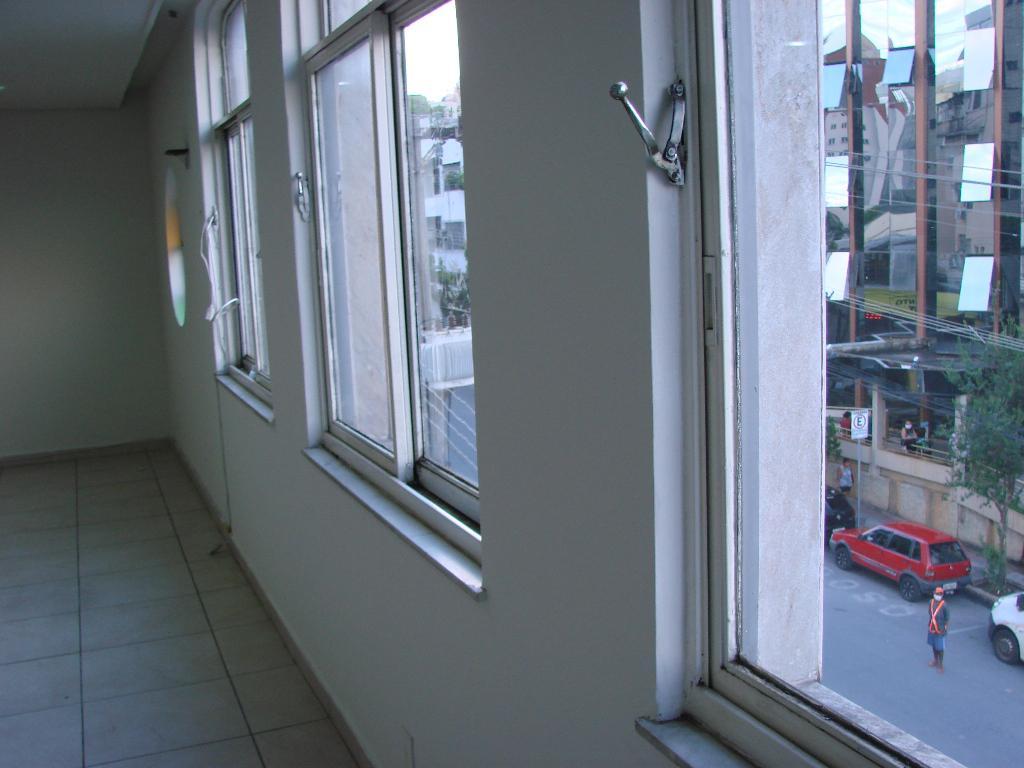 Sala, Santa Efigênia