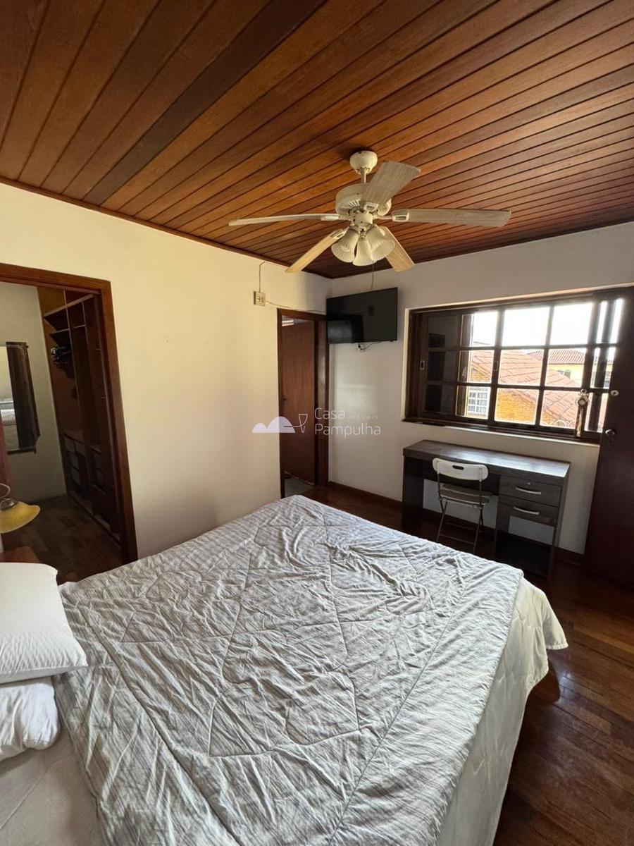 Casa, Jaraguá, 8 Quartos, 4 Vagas, 2 Suítes