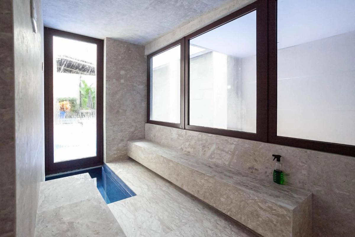 Apartamento, Funcionários, 2 Quartos, 2 Vagas, 2 Suítes