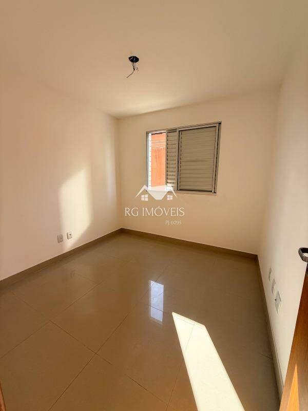 Apartamento, Barreiro, 3 Quartos, 2 Vagas, 1 Suíte