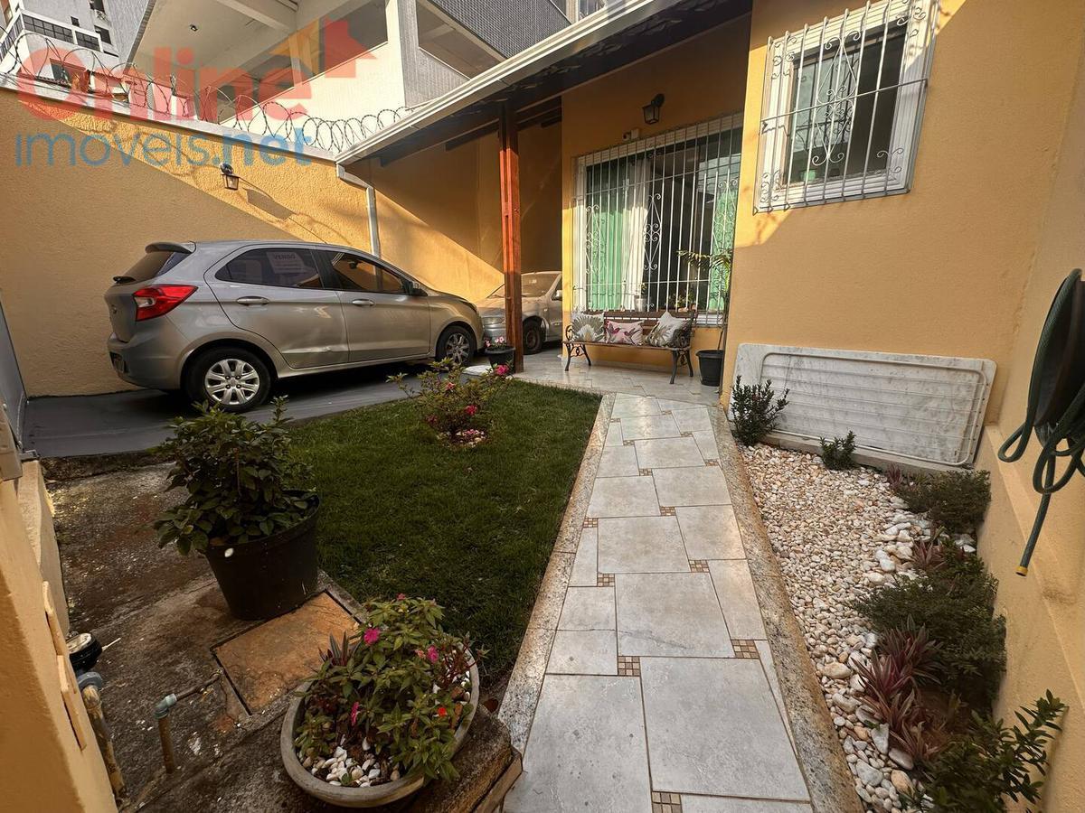 Casa, Fernão Dias, 3 Quartos, 0 Vaga, 1 Suíte