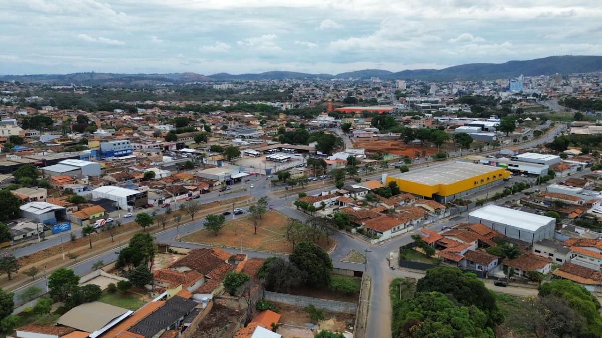 Galpão, Vapabuçu, 1 Quarto, 4 Vagas