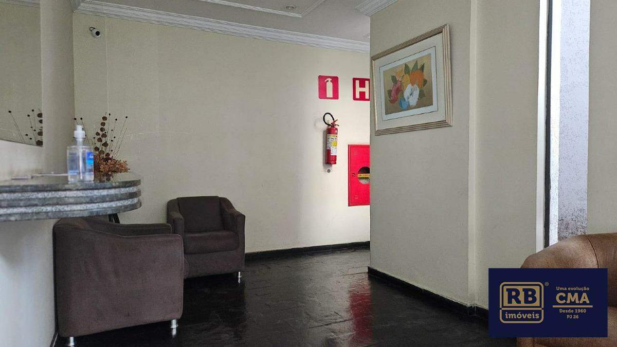 Apartamento, Sagrada Família, 2 Quartos, 1 Vaga