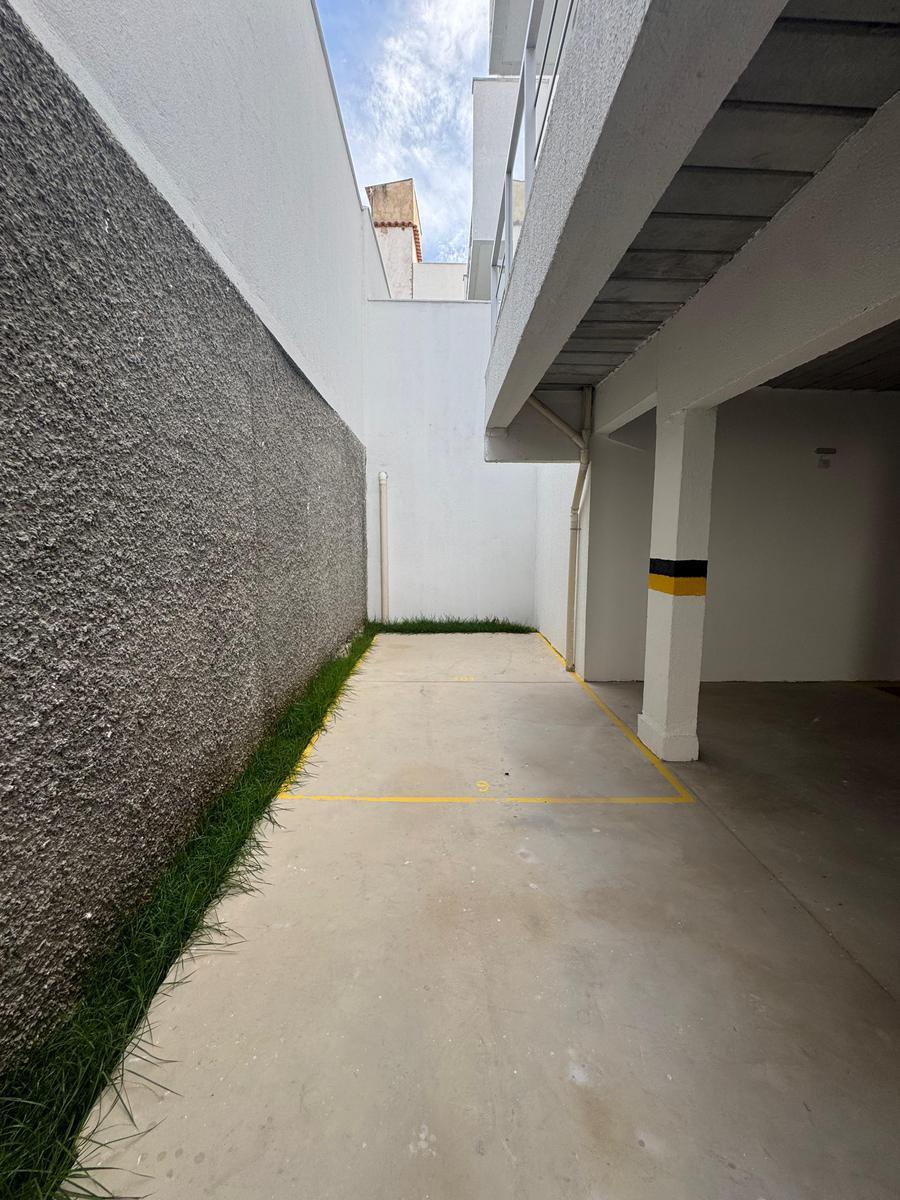 Cobertura, Coqueiros, 2 Quartos, 1 Vaga, 1 Suíte