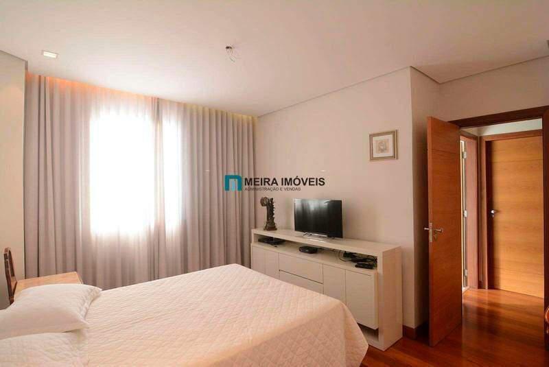 Cobertura, Savassi, 4 Quartos, 3 Vagas, 1 Suíte