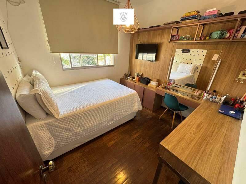 Apartamento, Sagrada Família, 3 Quartos, 1 Vaga, 1 Suíte