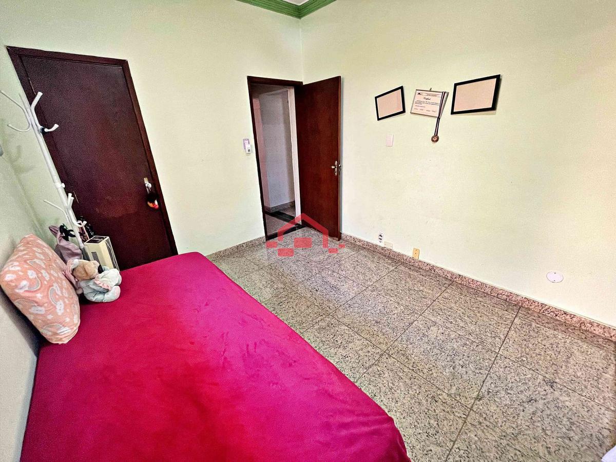 Casa, Dom Bosco, 5 Quartos, 2 Vagas, 2 Suítes