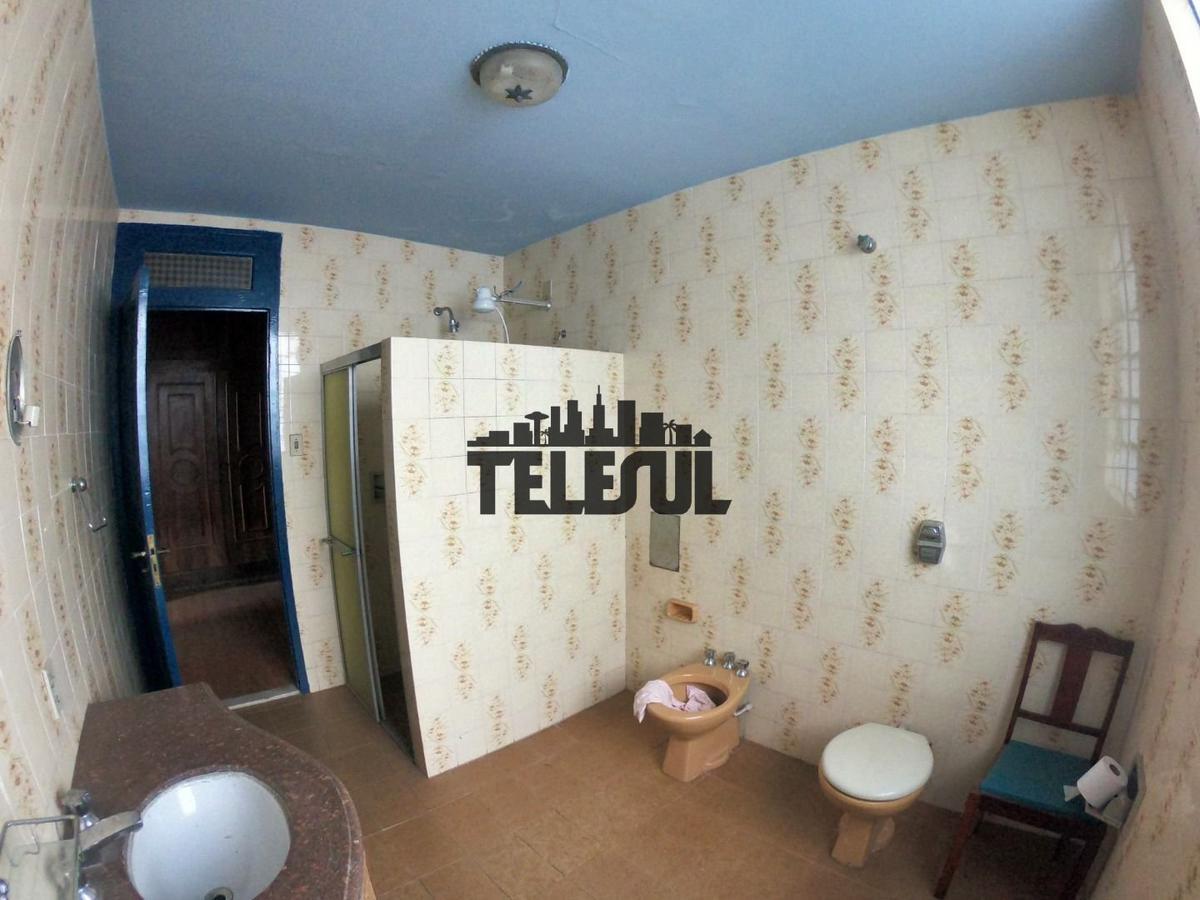 Casa, Centro, 3 Quartos, 0 Vaga