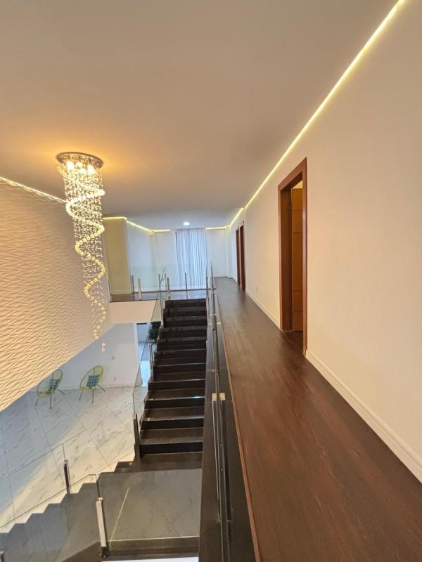 Casa, Alphaville - Lagoa dos Ingleses, 7 Quartos, 8 Vagas, 7 Suítes