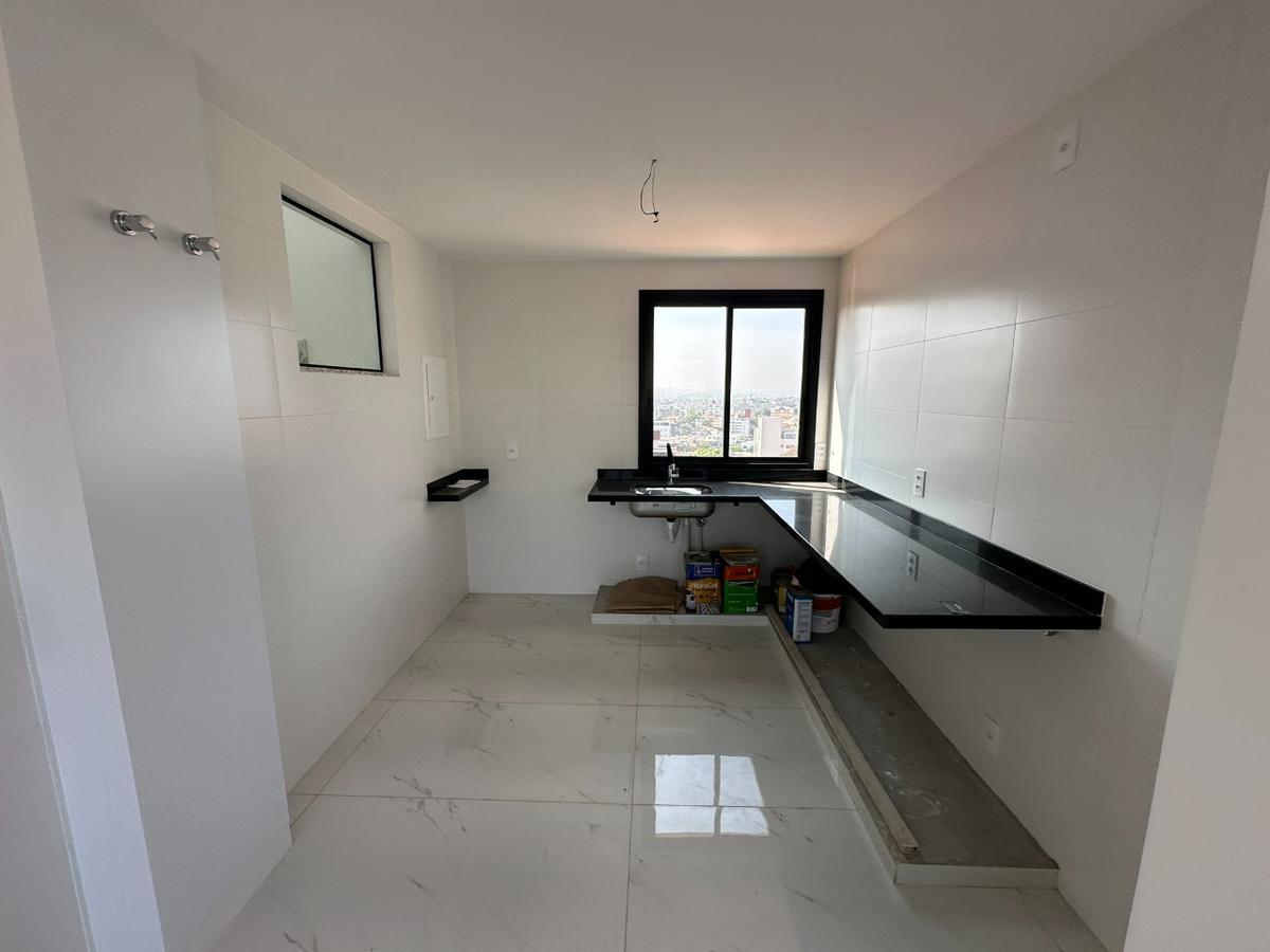 Cobertura, Santa Rosa, 3 Quartos, 2 Vagas, 1 Suíte