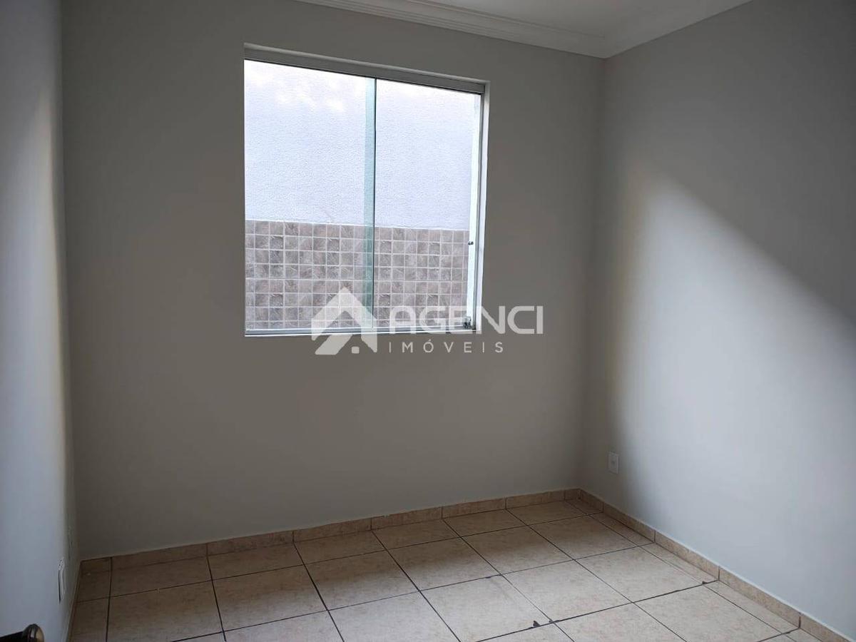 Casa, Santa Mônica, 3 Quartos, 0 Vaga, 1 Suíte