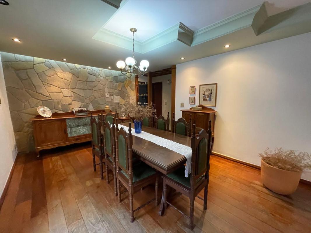 Casa, Alípio de Melo, 5 Quartos, 2 Vagas, 1 Suíte