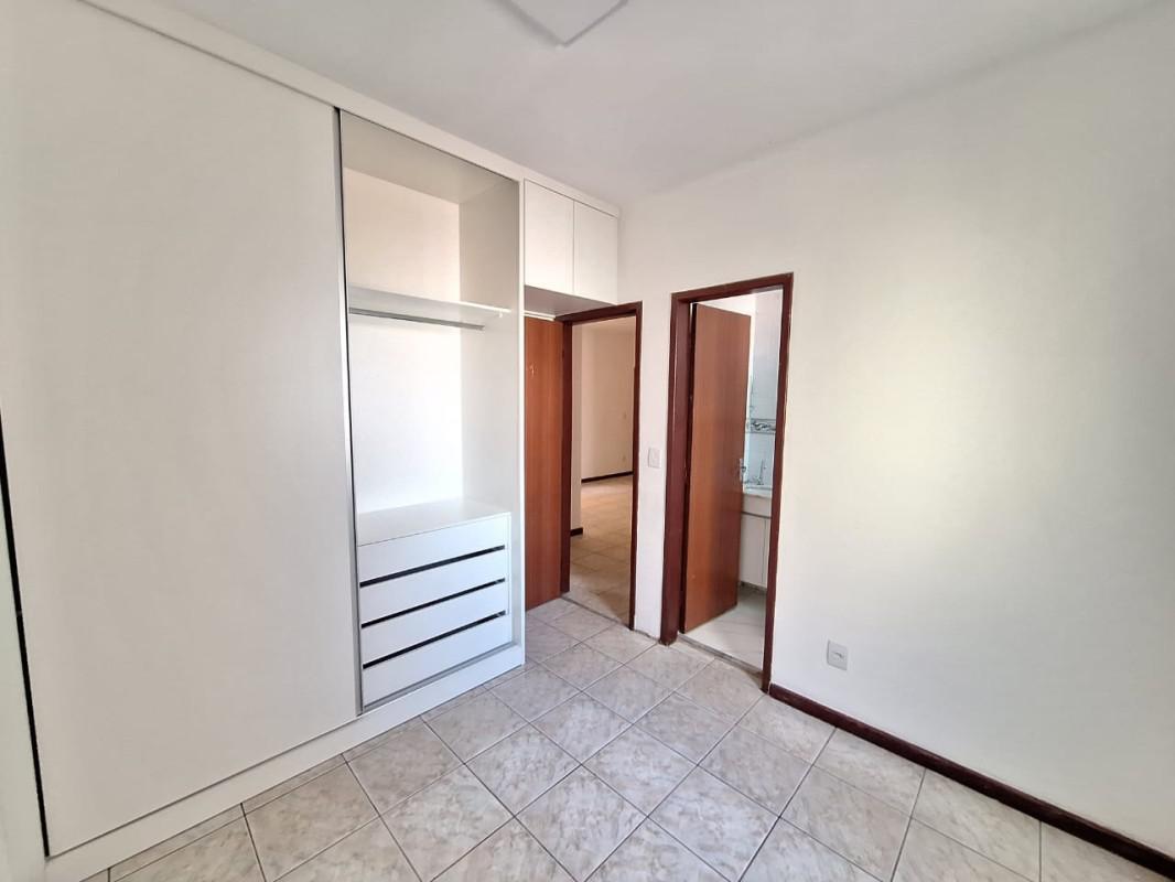 Apartamento, Sagrada Família, 2 Quartos, 1 Vaga, 1 Suíte